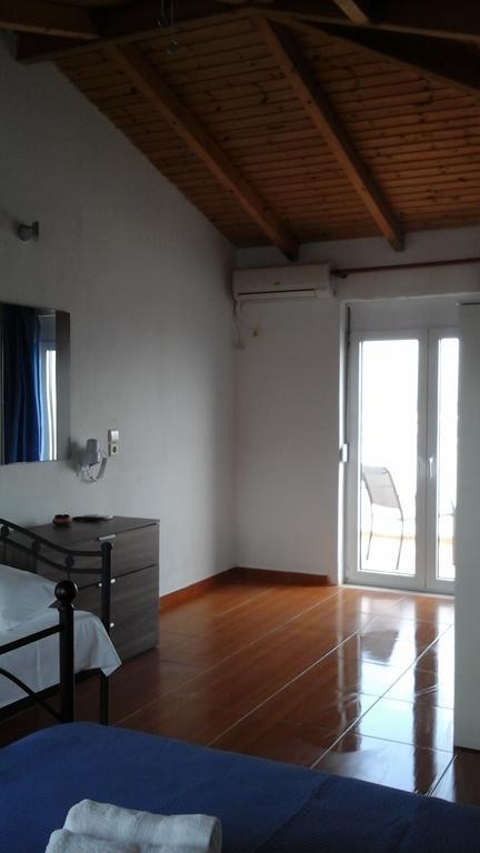 Lisa'S Place เอลาฟอนนิซอส ภายนอก รูปภาพ